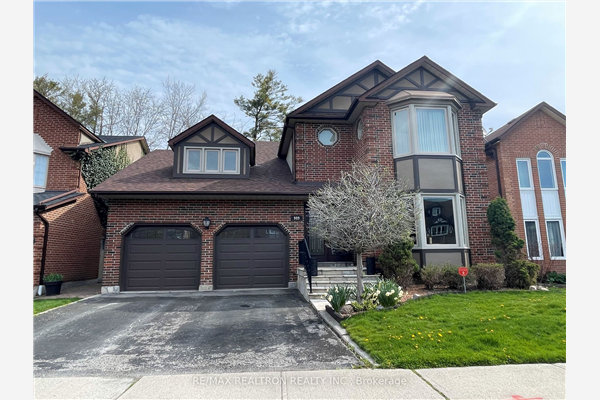 989 Mountcastle Cres, Pickering