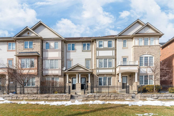 1850 Kingston Rd, Pickering