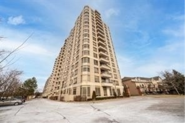 1000 Esplanade Rd N, Pickering
