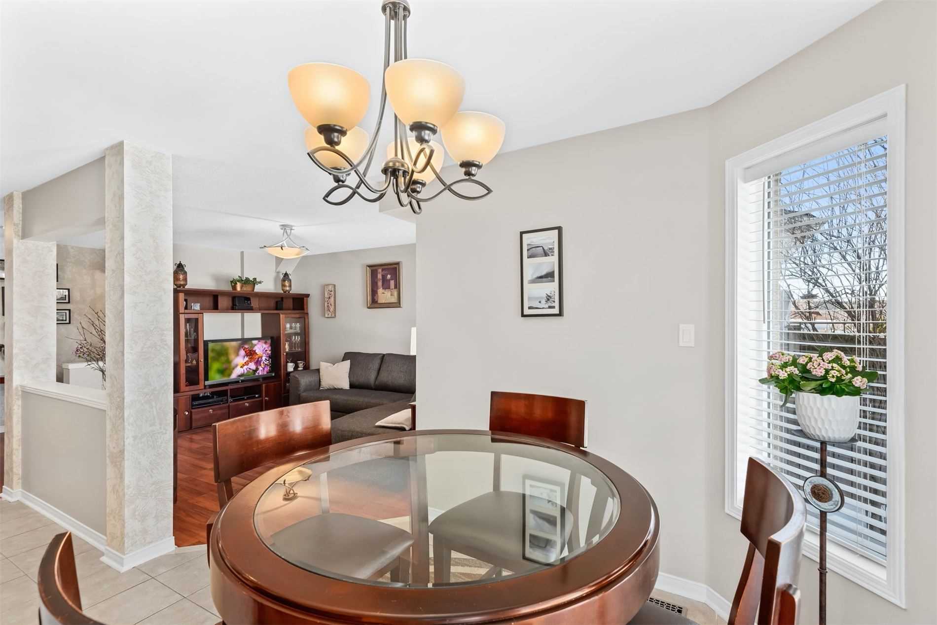 Listing E5969003 - Large Photo # 12