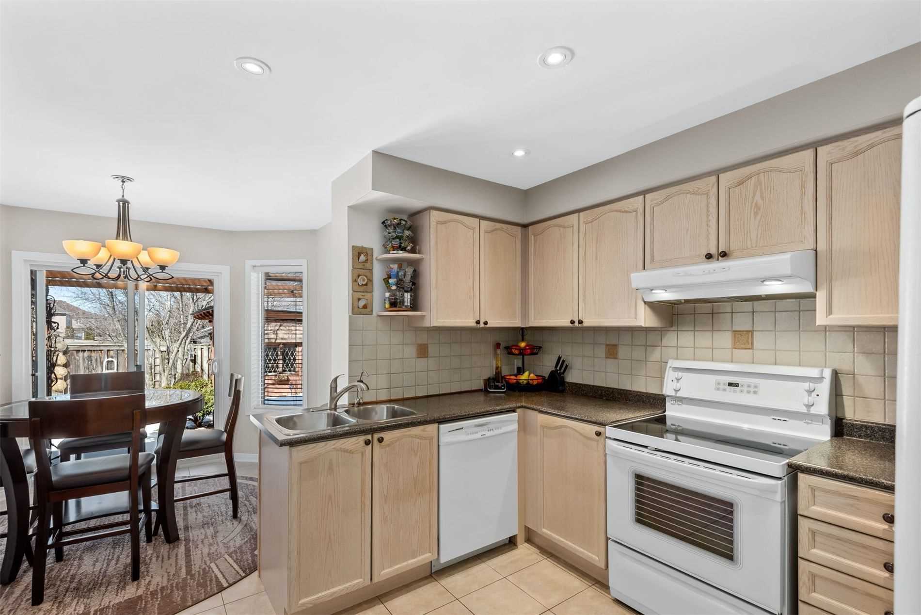 Listing E5969003 - Large Photo # 15