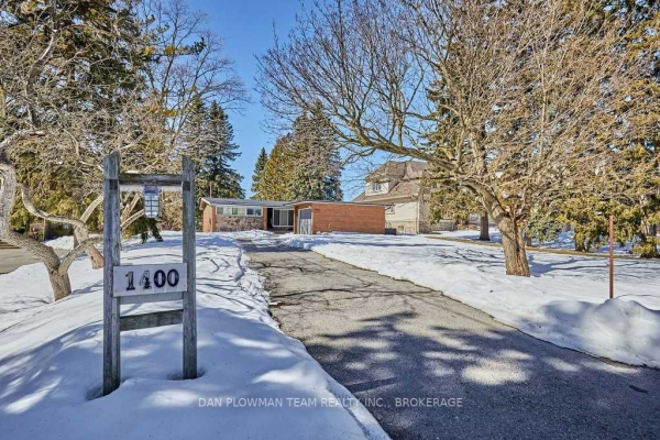 1400 Rougemount Dr, Pickering
