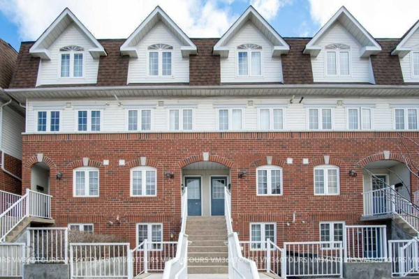 593 Kennedy Rd, Toronto