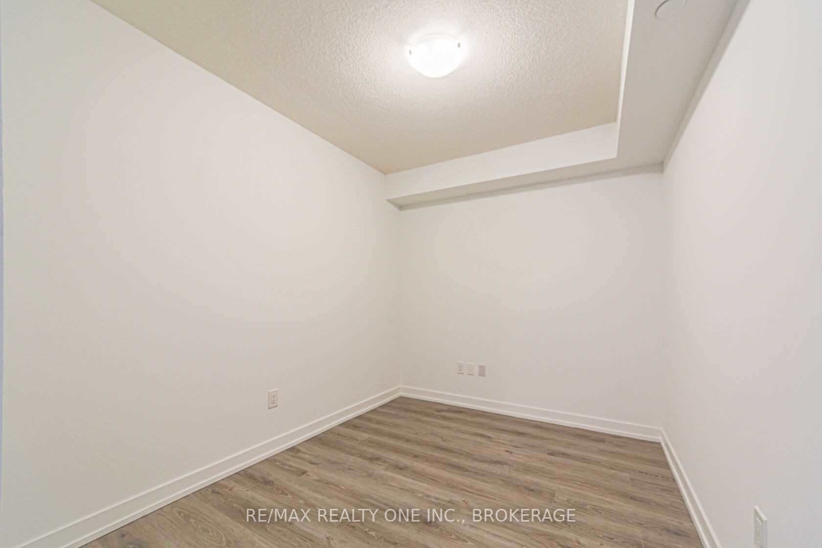 Listing E5969379 - Large Photo # 17