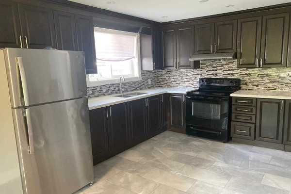 122 Byng Ave, Oshawa
