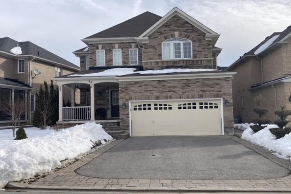 15 Compview St, Whitby