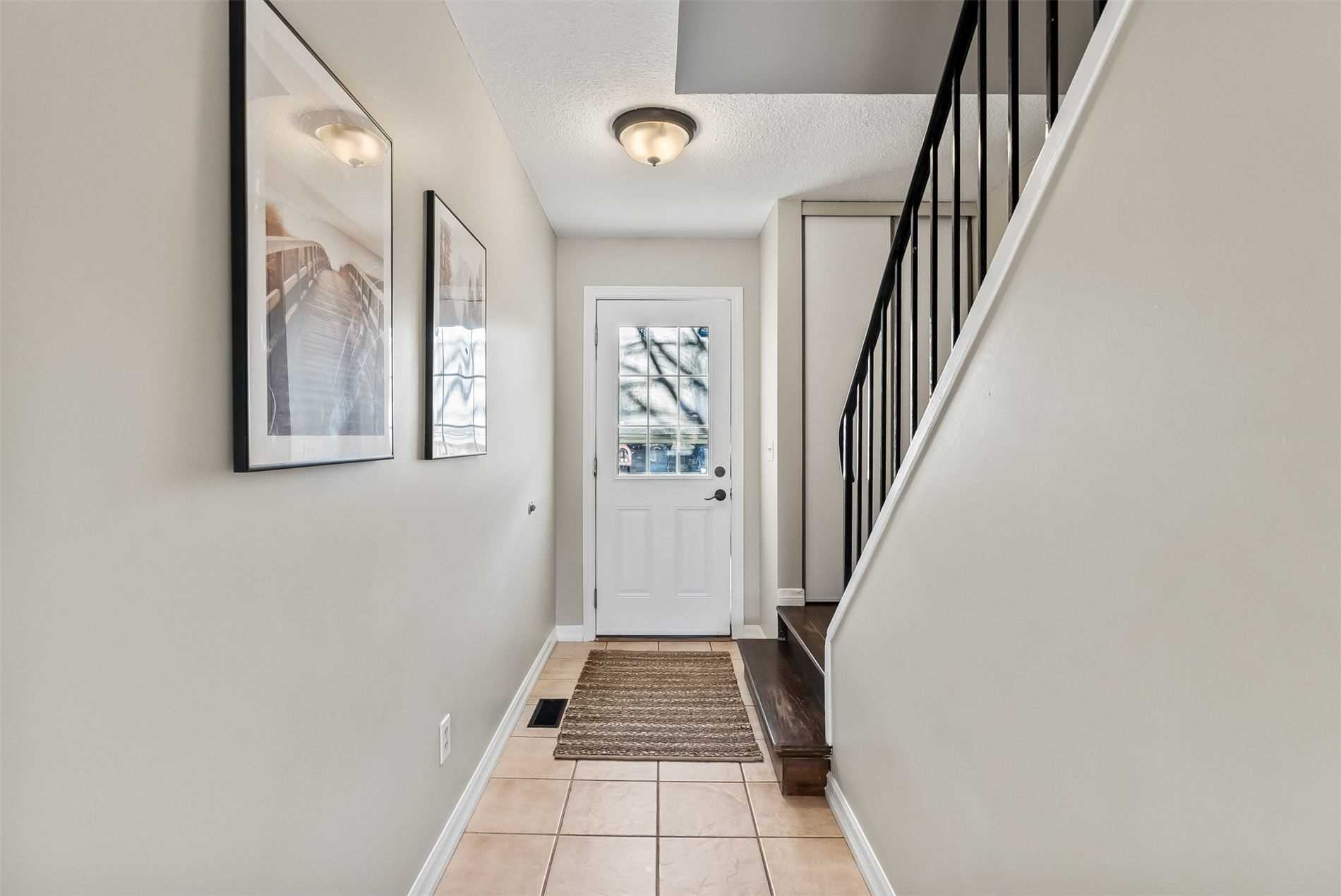 Listing E5970095 - Large Photo # 2