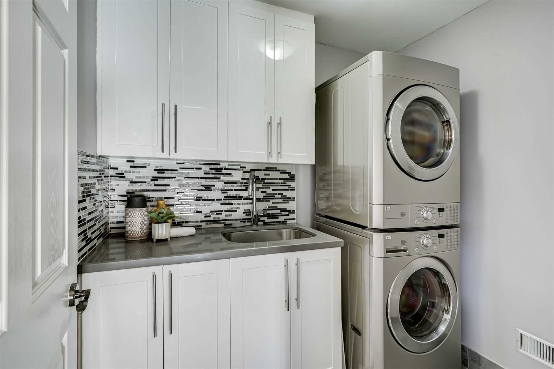 Listing E5970117 - Large Photo # 32