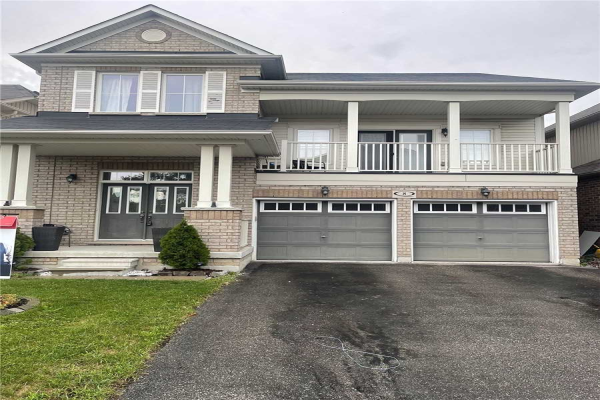 1290 Old Orchard Ave, Pickering