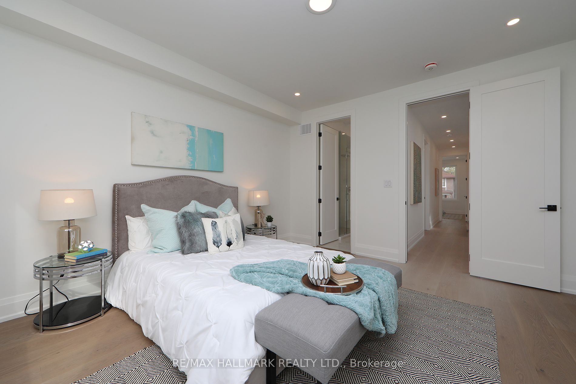 27 Hunter St