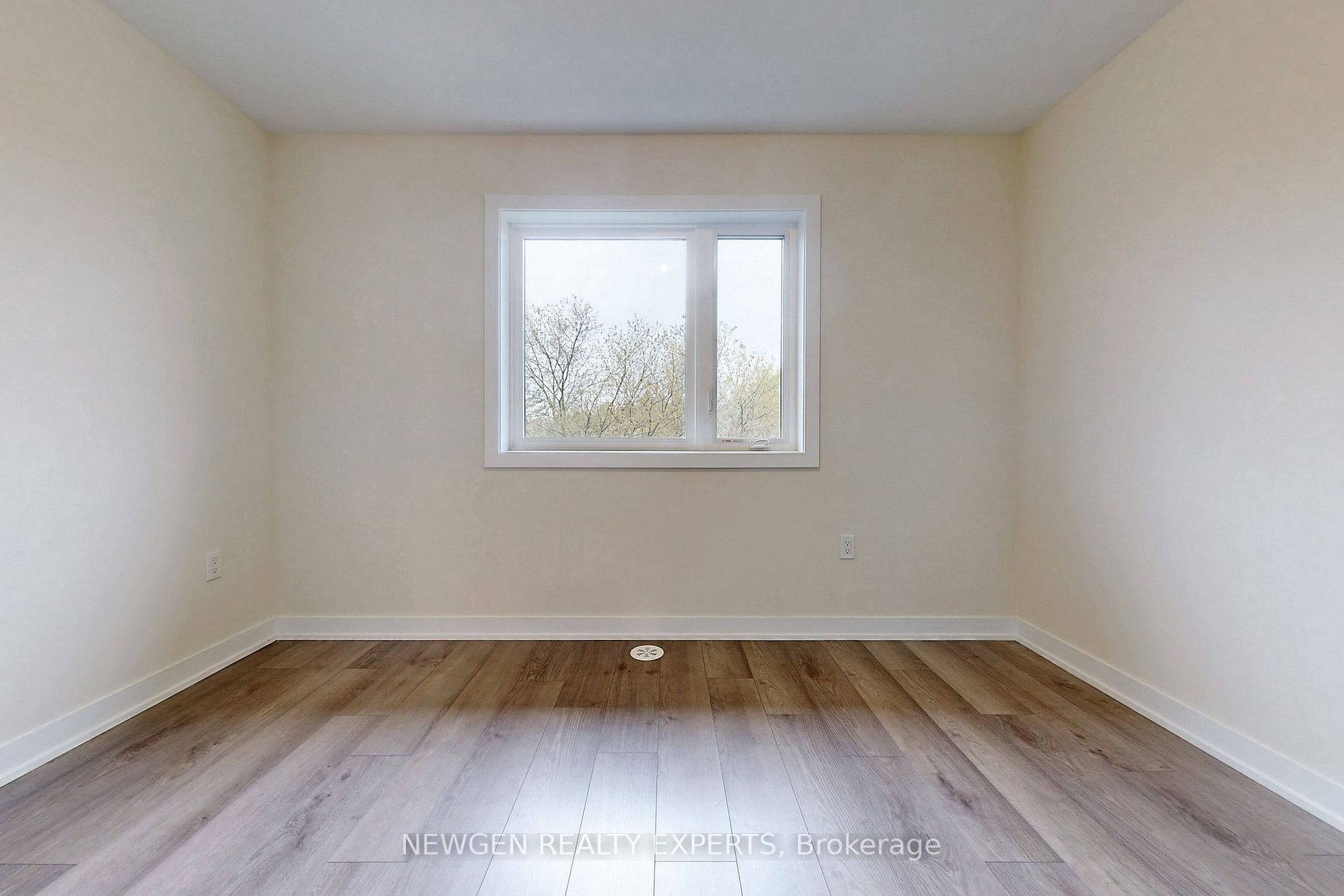 Listing E5972152 - Large Photo # 31