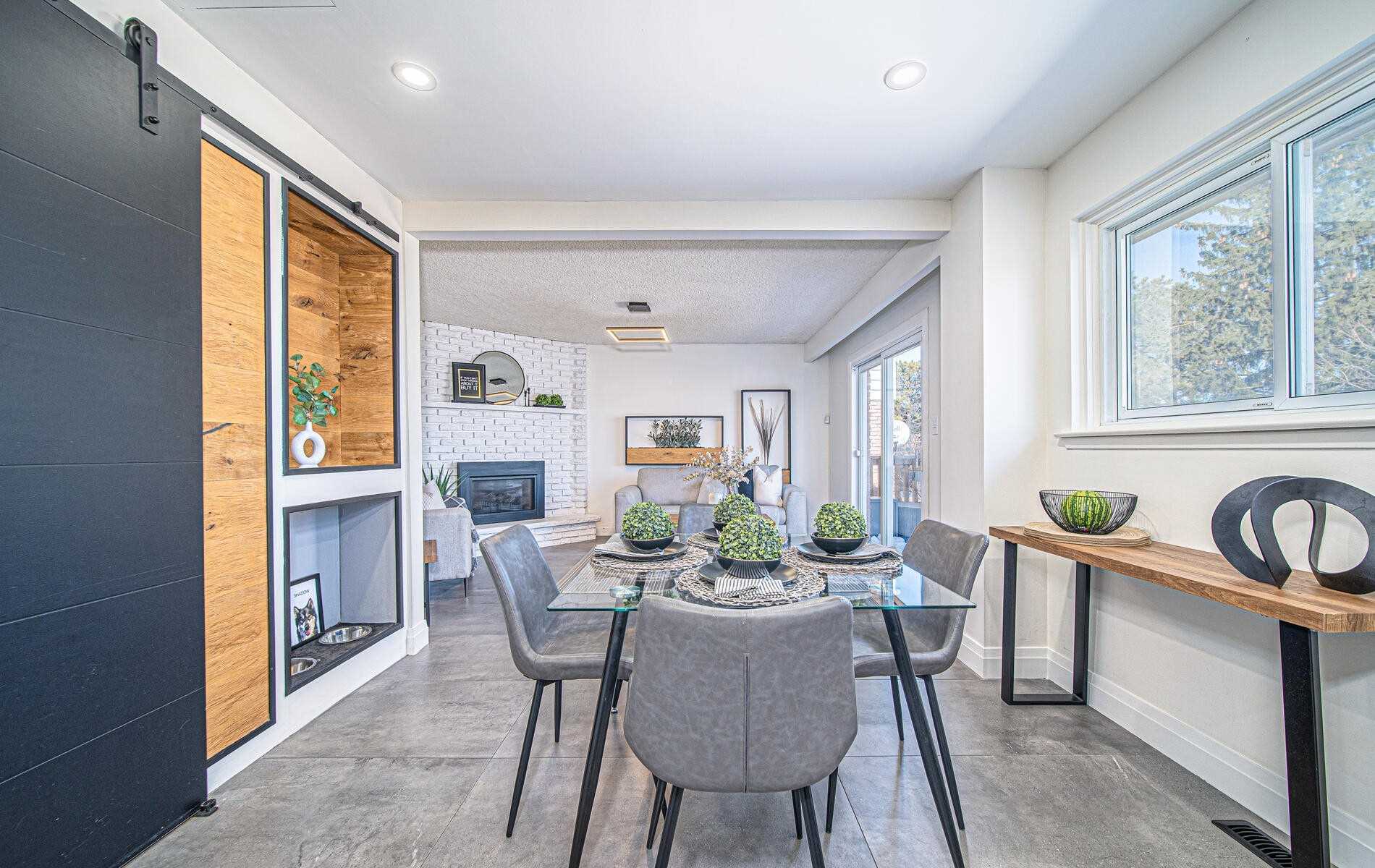 39 Rhonda Blvd