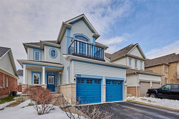 108 Portage Tr, Whitby