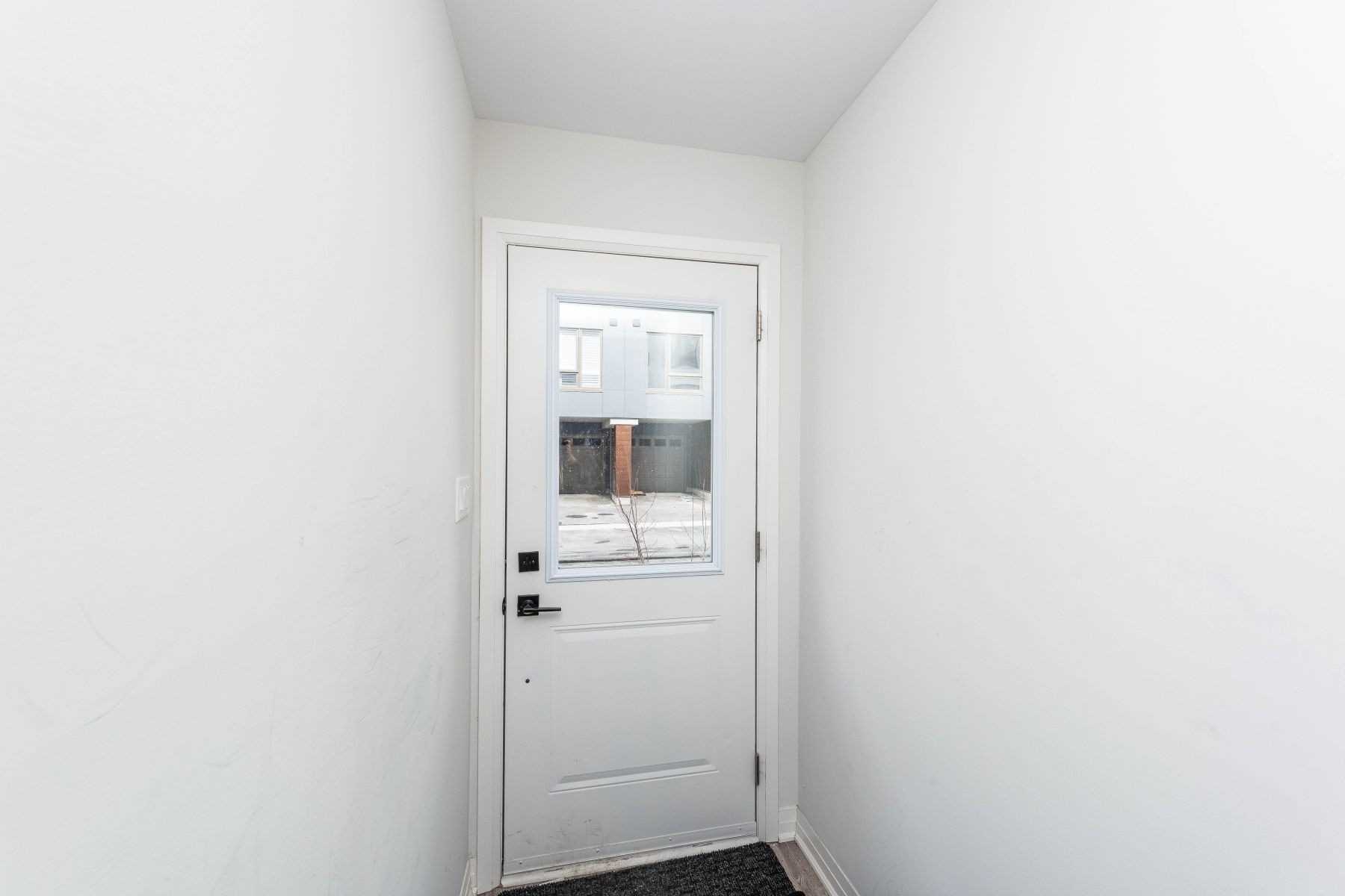 Listing E5972951 - Large Photo # 4