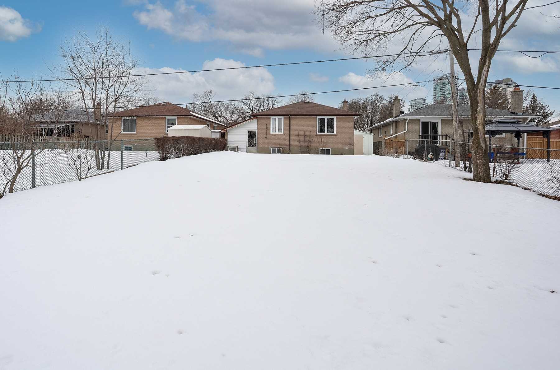 29 Stanwell Dr