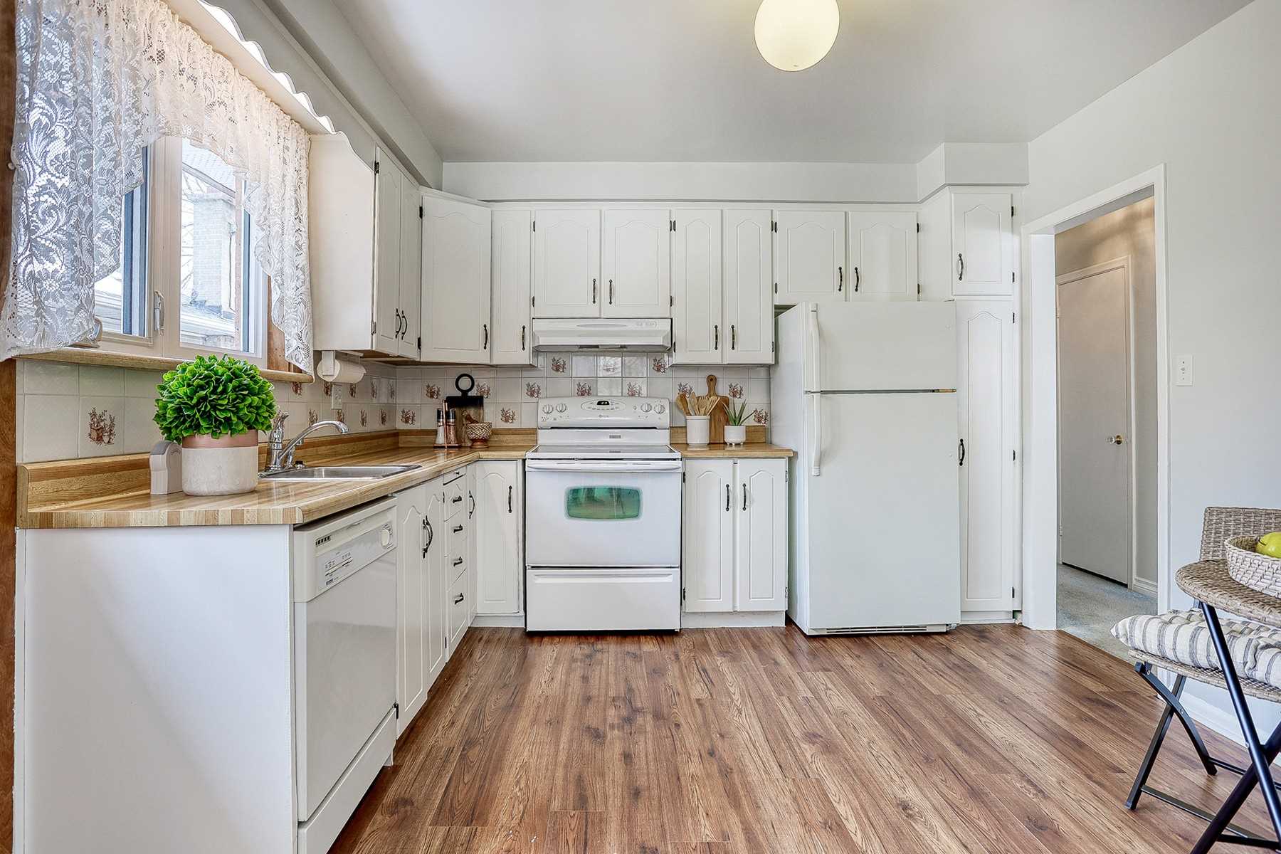 29 Stanwell Dr