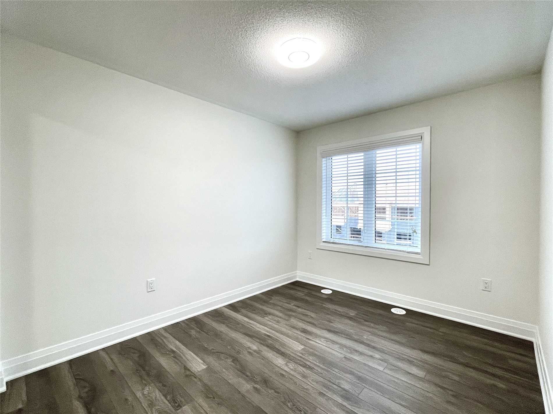 Listing E5973149 - Large Photo # 14