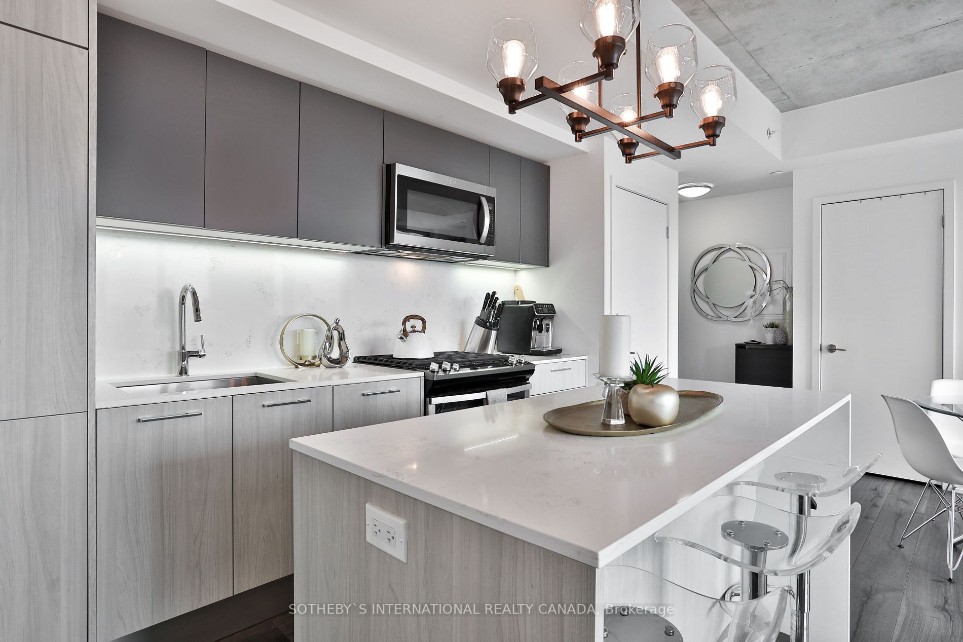 665 Kingston Rd, #503