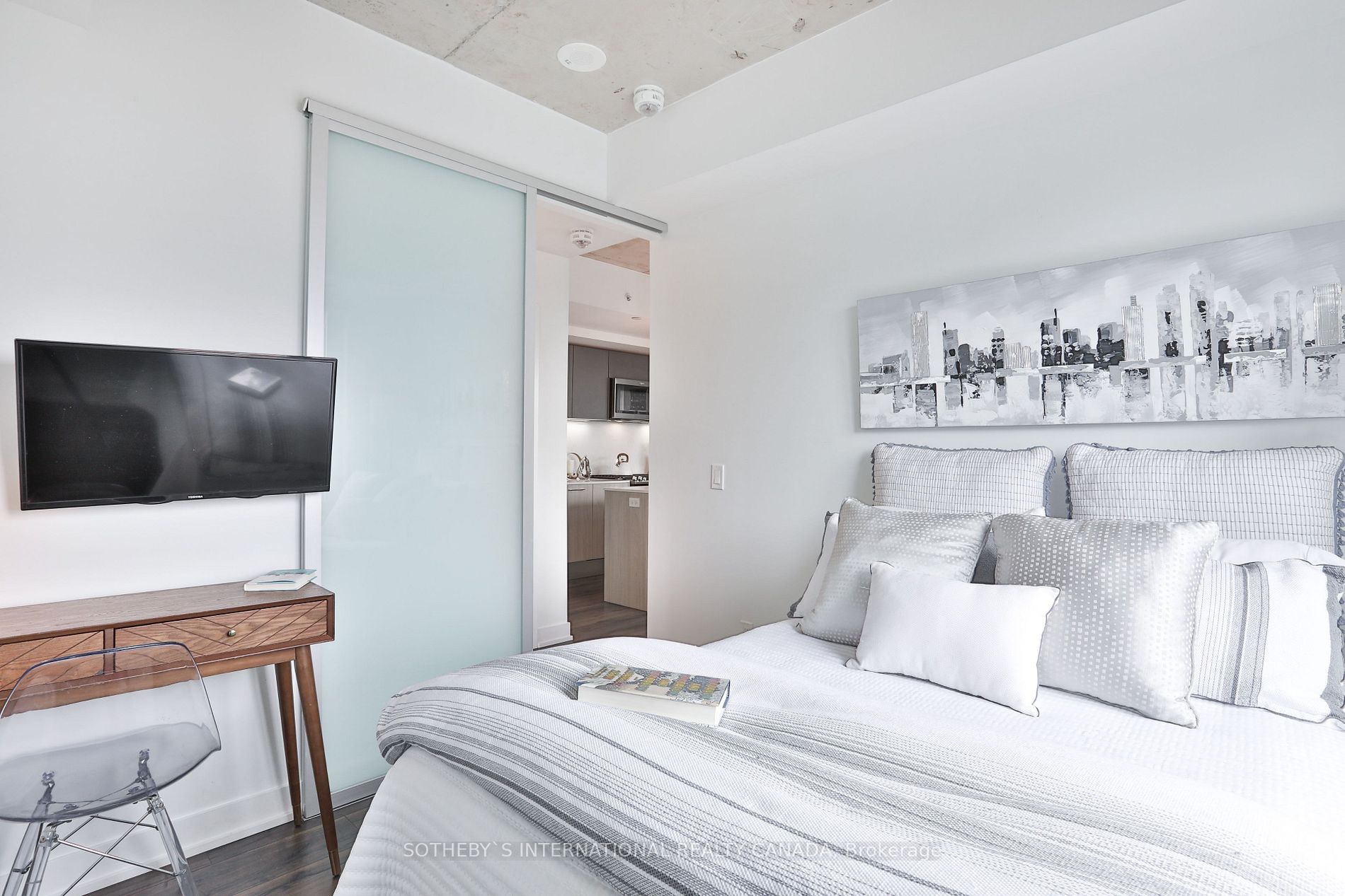 665 Kingston Rd, #503