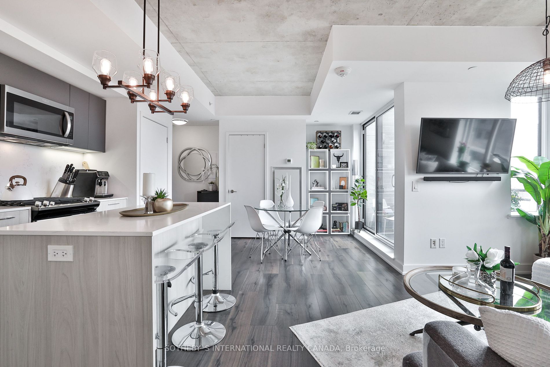 665 Kingston Rd, #503