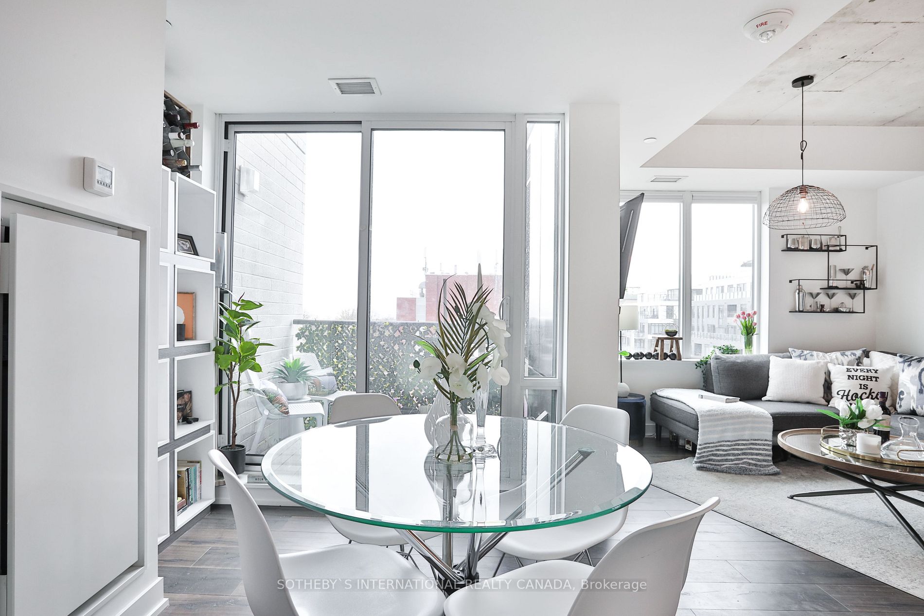 665 Kingston Rd, #503