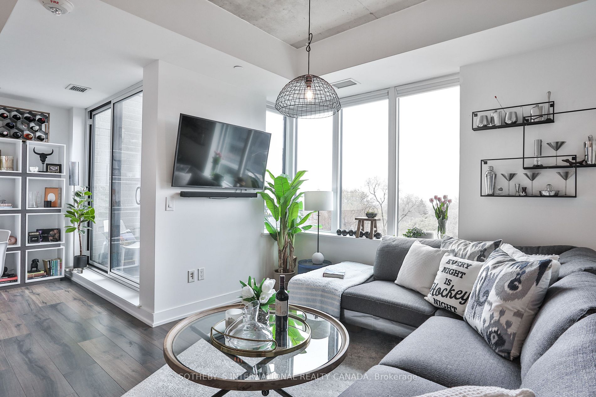 665 Kingston Rd, #503