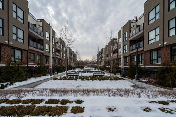 510 Kingbird Grve, Toronto