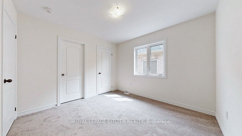 Listing E5973656 - Large Photo # 37