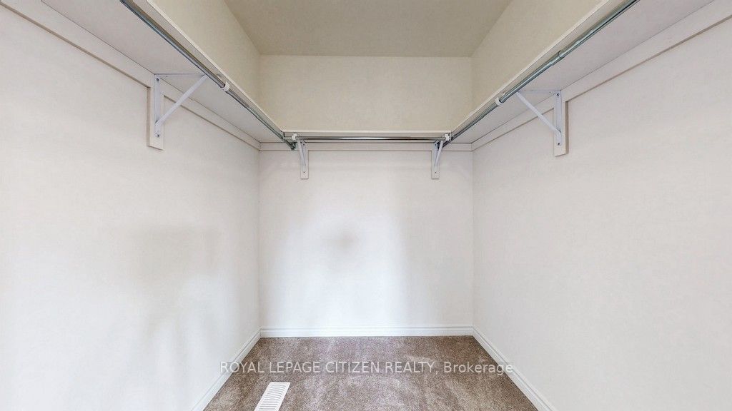 Listing E5973656 - Large Photo # 39