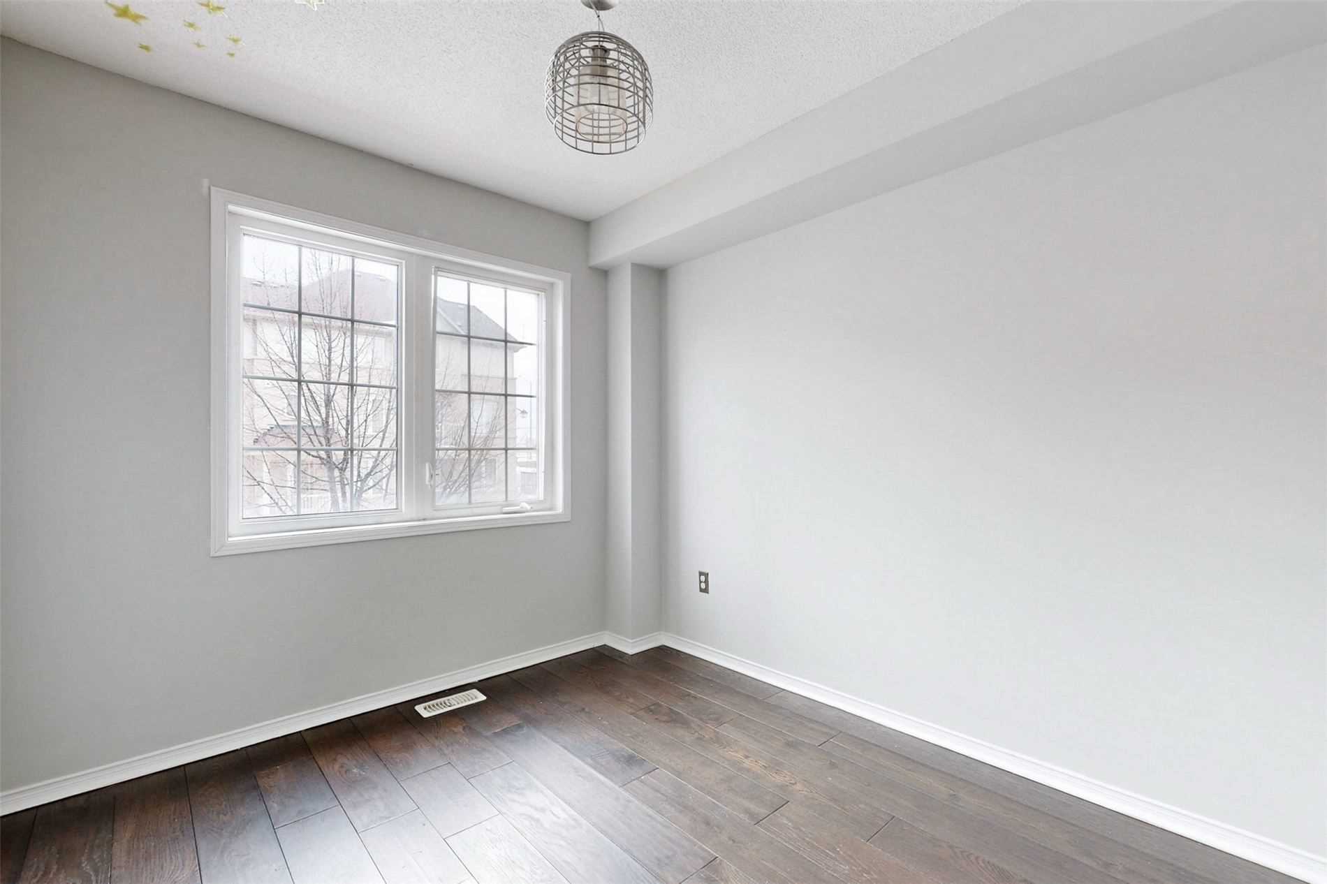 Listing E5973769 - Large Photo # 27