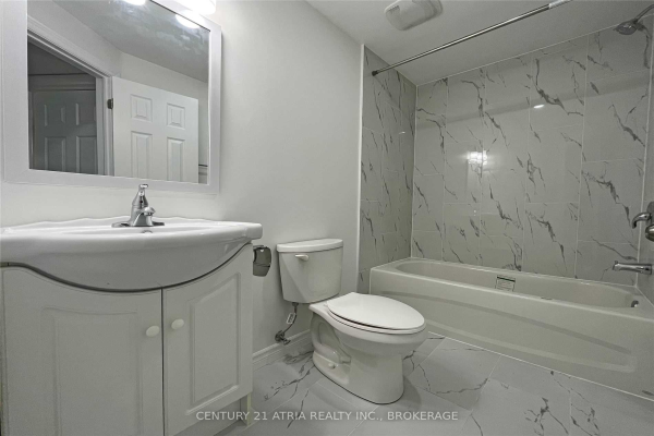 1548 Saugeen Dr, Pickering