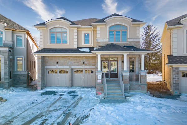 328 Fleetwood Dr, Oshawa