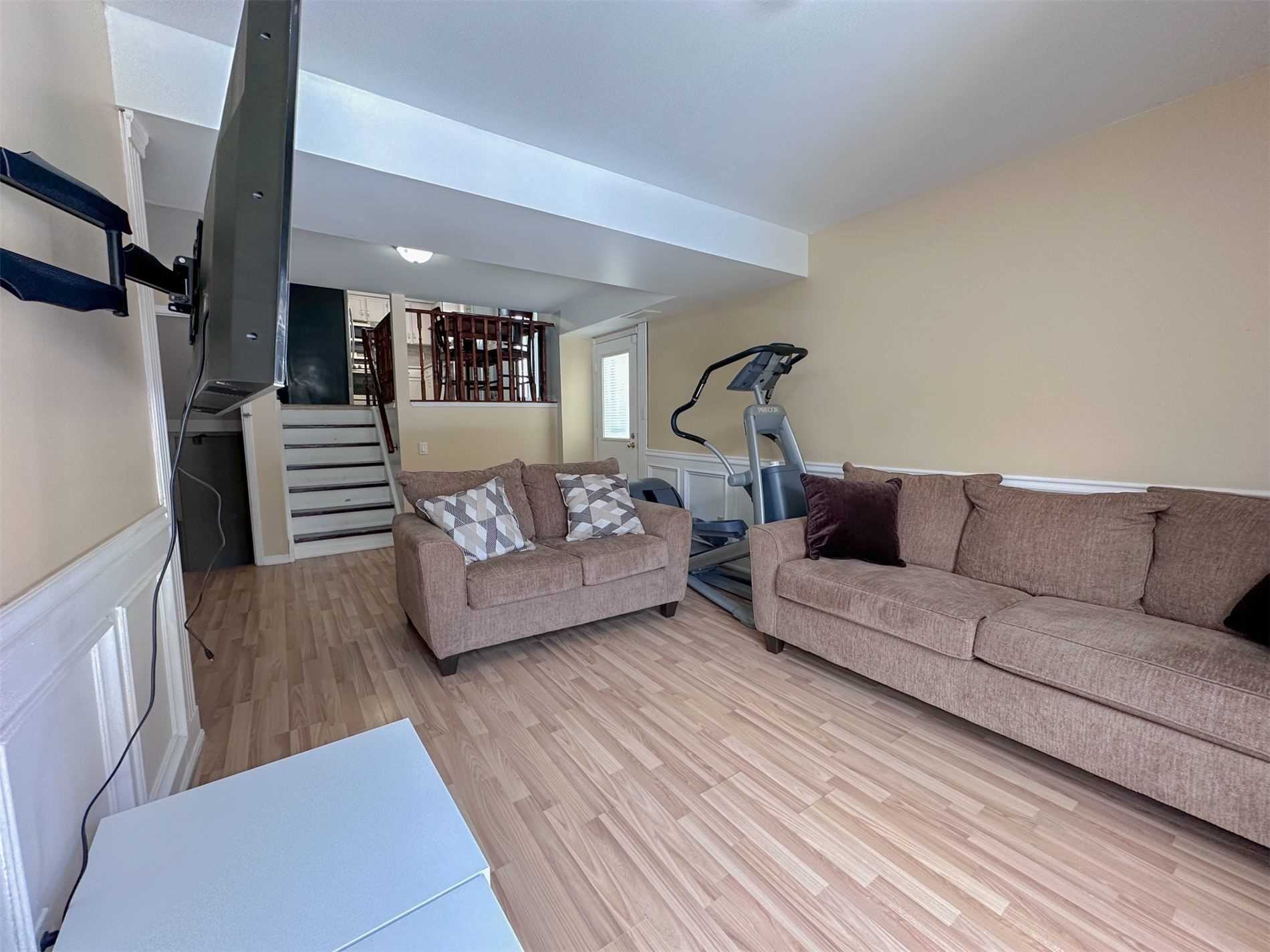 113 Bassett Boulevard