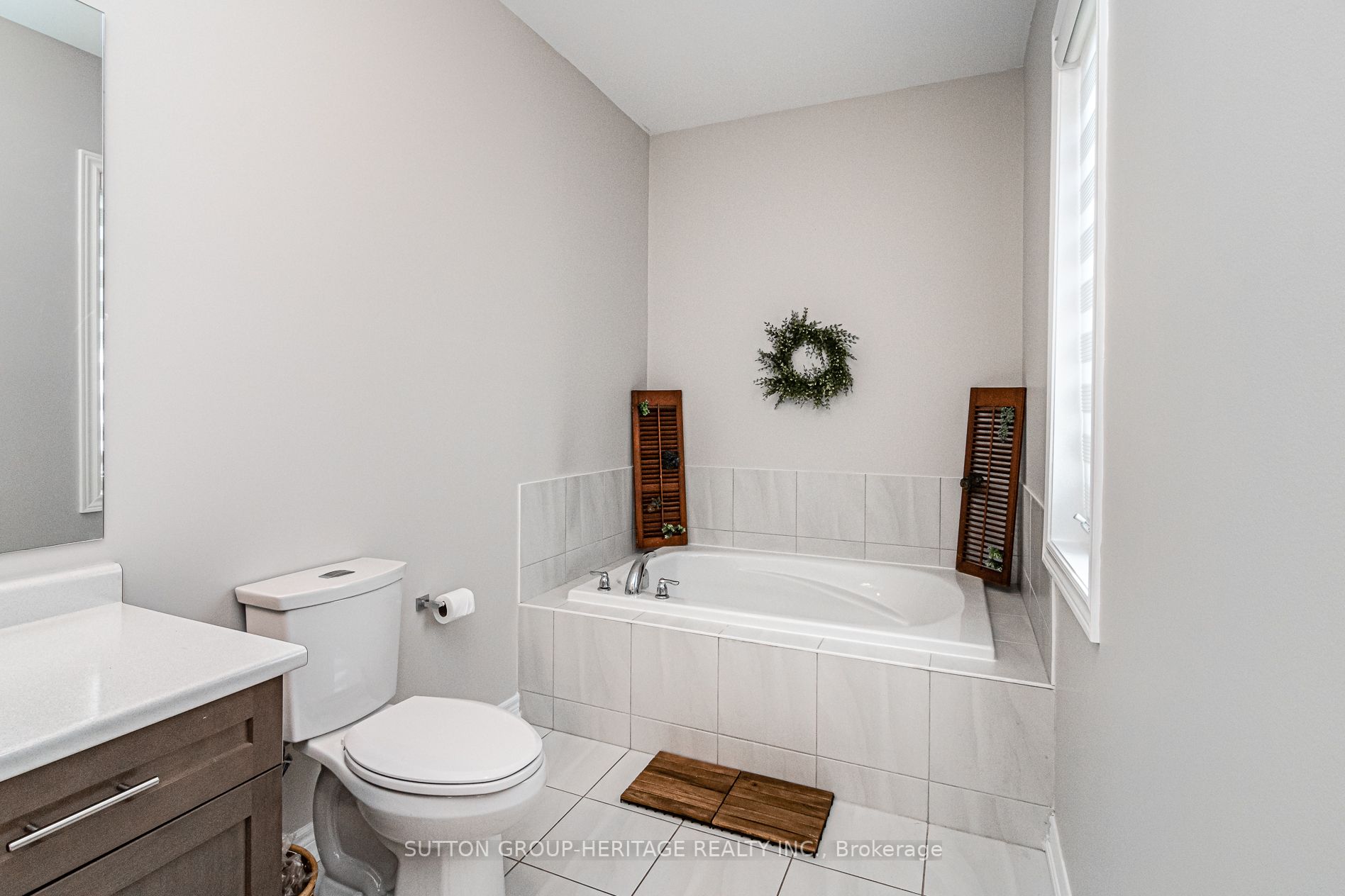 236 Coronation Rd, Whitby