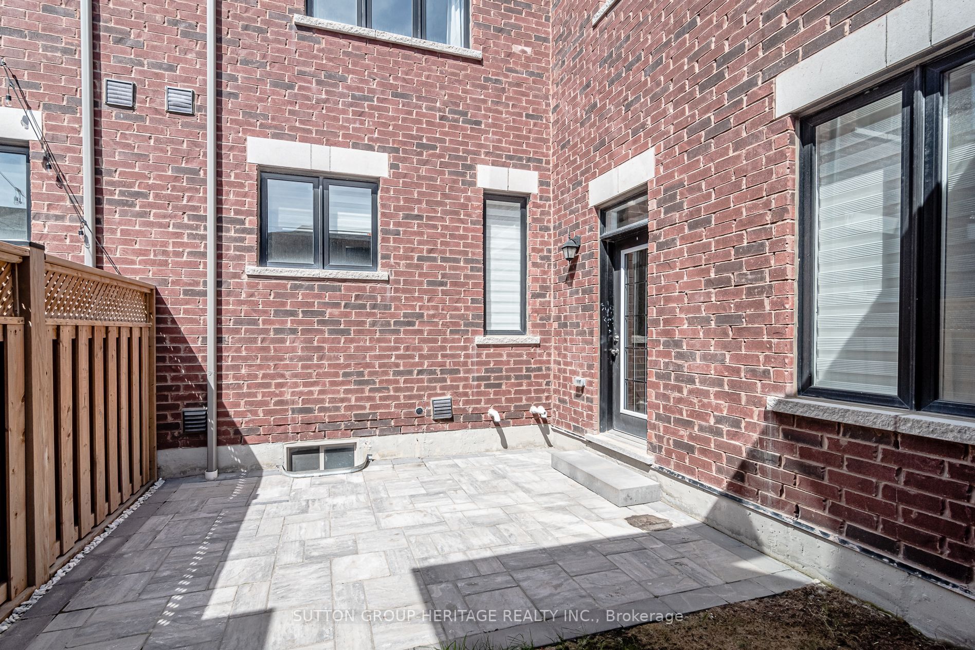 236 Coronation Rd, Whitby