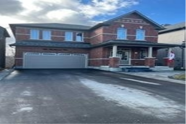 109 Auckland Dr, Whitby