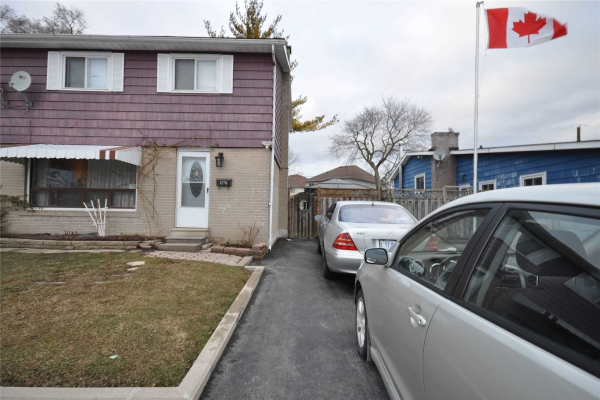 1278 Ilona Park Rd, Pickering