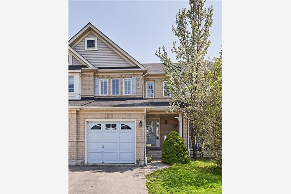 33 Anchorage Ave, Whitby