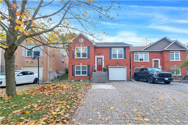 61 Mccrimmon Cres, Clarington