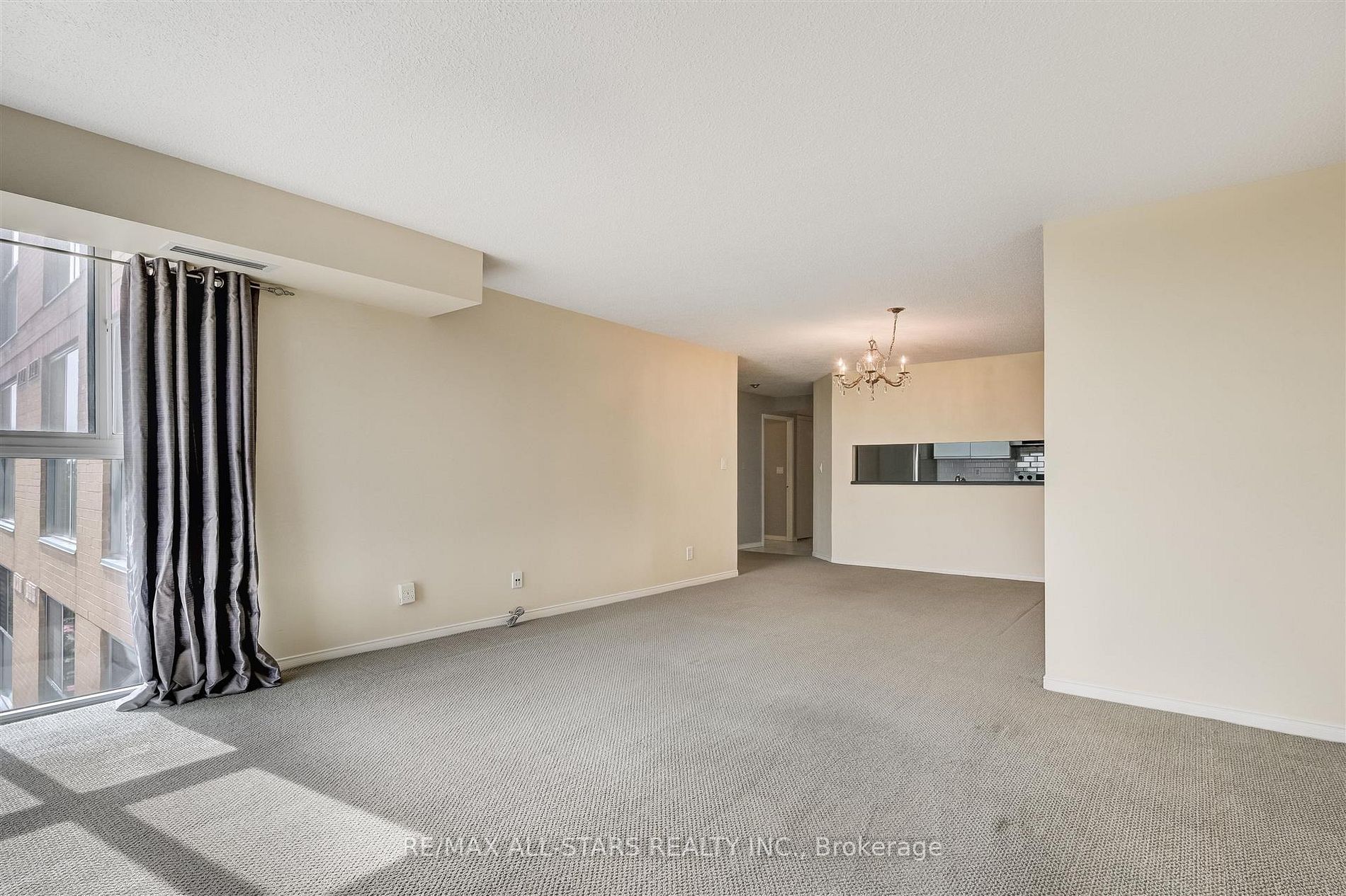 90 Dale Avenue #502