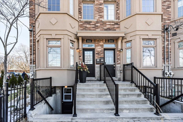 2833 St. Clair Ave E, Toronto