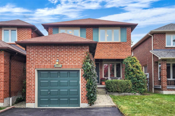 1400 Ferncliff Circ, Pickering