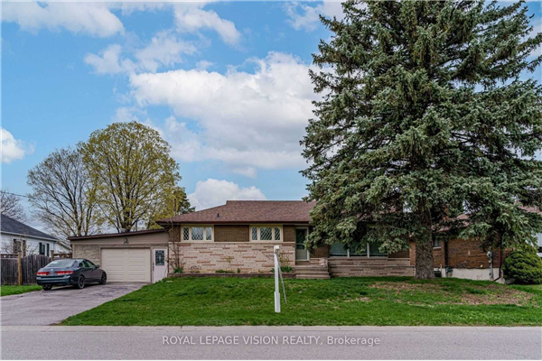 202 Starr Ave, Whitby