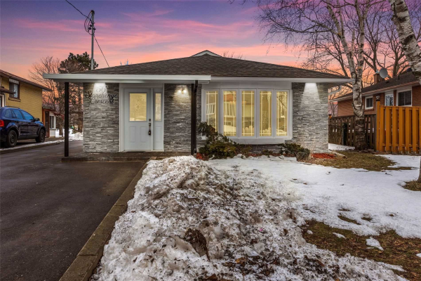 56 Stonehenge Cres, Toronto