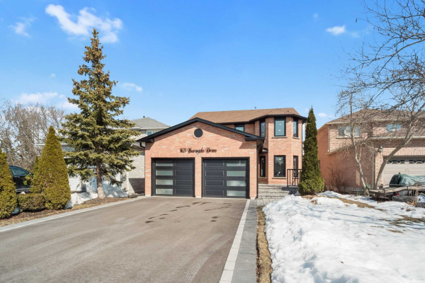 1621 Burnside Dr, Pickering