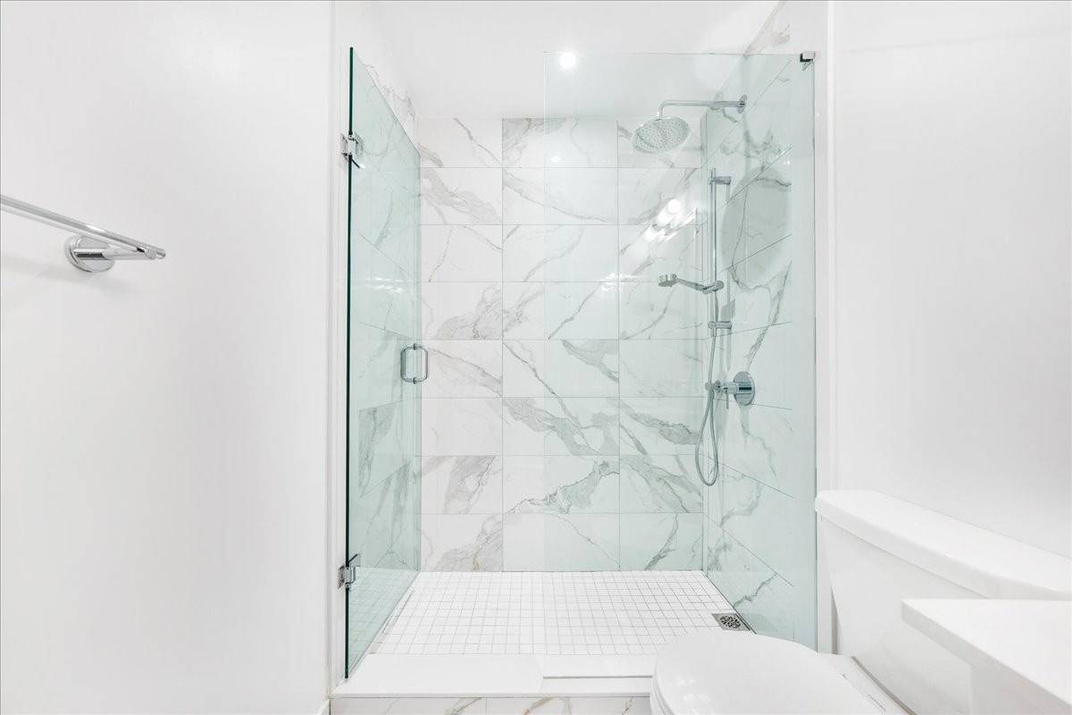 Listing E5980345 - Large Photo # 24