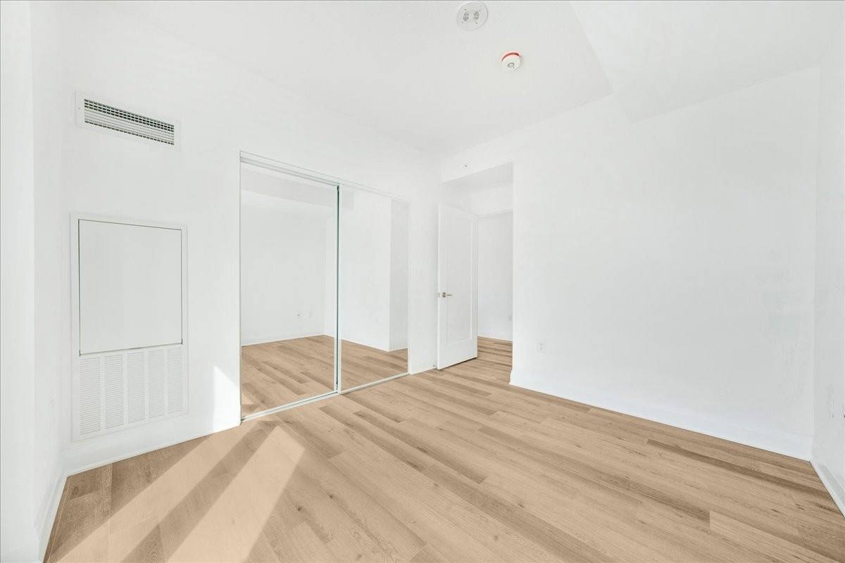 Listing E5980345 - Large Photo # 22