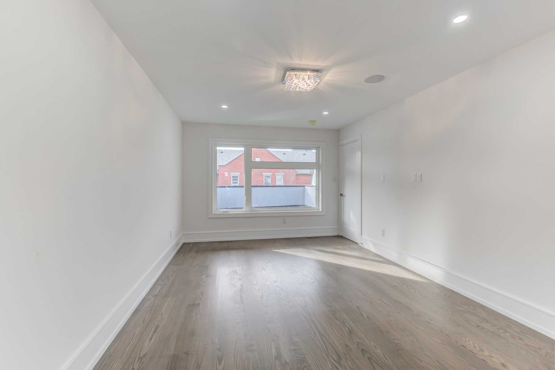 35 Hamilton St