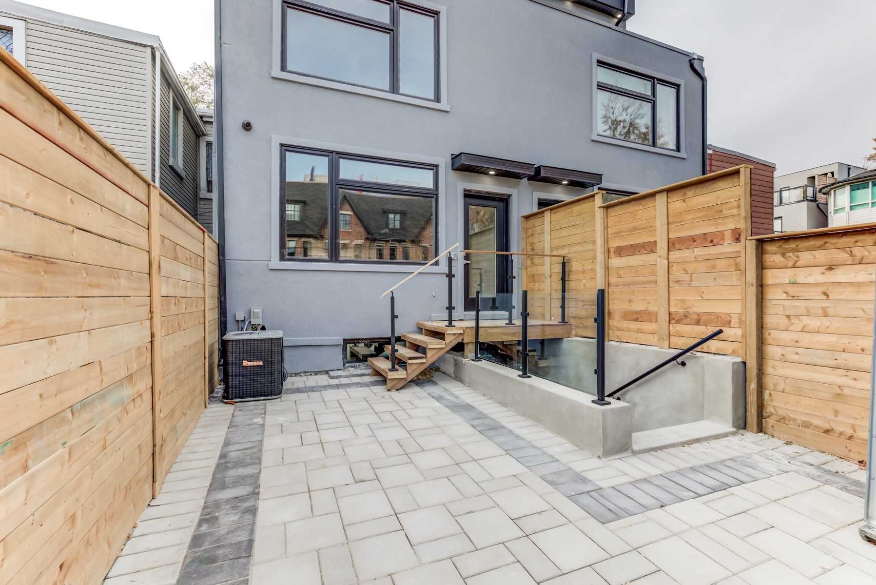 35 Hamilton St