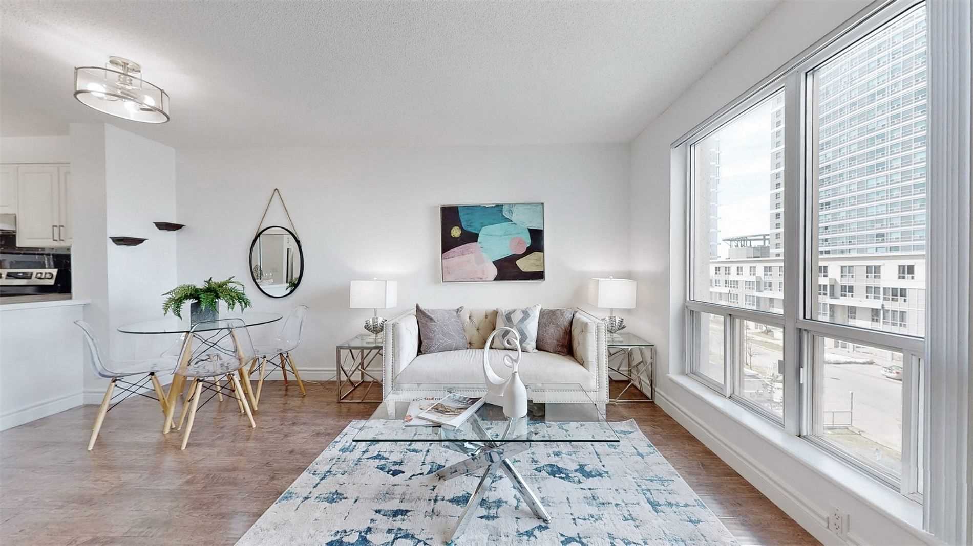 1 Lee  Centre Drive, #503